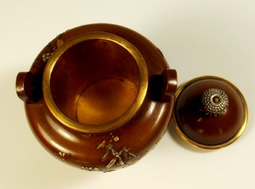 JAPANESE MEIJI PERIOD BRONZE ONLAID KORO AND COVER - ADDITIONAL PHOTO 1