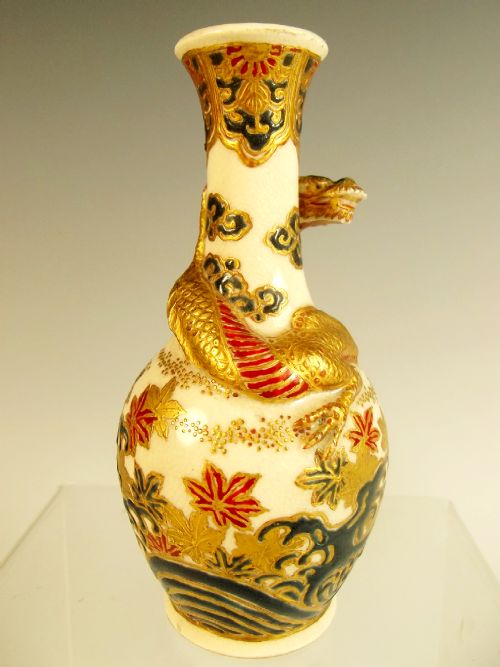 JAPANESE MEIJI PERIOD IMPERIAL SATSUMA DRAGON VASE - ADDITIONAL PHOTO 2