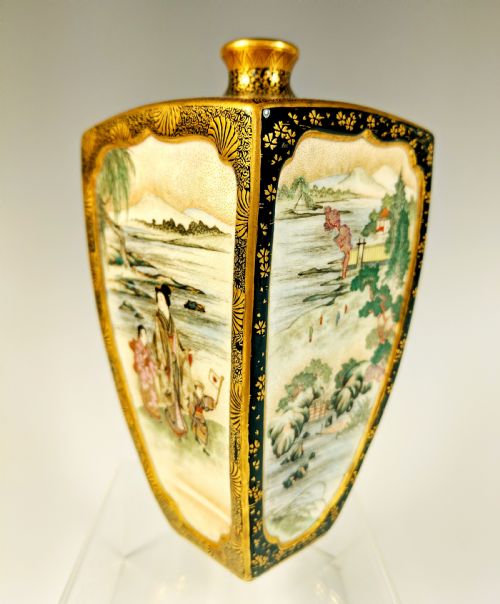 japanese meiji period satsuma vase with teal ground by shuzan - CATEGORY: ANTIQUE VASES - DATED 1890