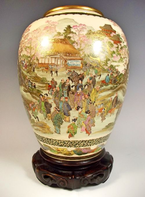 japanese meiji period satsuma pottery vase on stand - CATEGORY: ANTIQUE VASES - DATED 1890