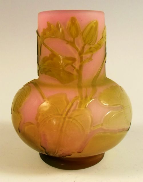 EMILE GALLE GREEN ON PINK CAMEO GLASS VASE - ADDITIONAL PHOTO 6