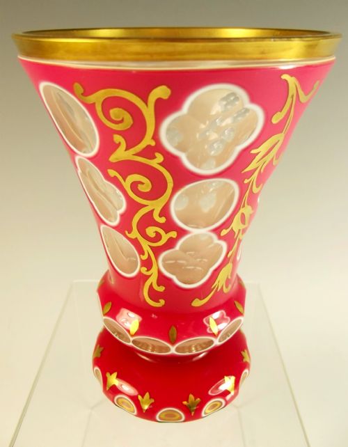 19TH C BOHEMIAN TRIPLE CASED CUTTOCLEAR PINK GLASS GOBLET VASE - ADDITIONAL PHOTO 2