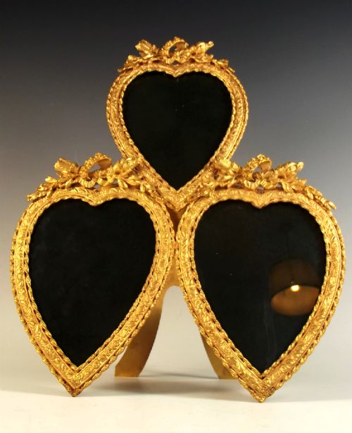 LARGE 19TH C FRENCH ORMOLU TRIO OF HEARTS PICTURE FRAME - ADDITIONAL PHOTO 5