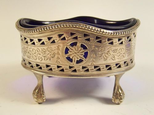 PAIR OF BRIGHT CUT HALLMARKED SILVER SALTS 1854 - ADDITIONAL PHOTO 2