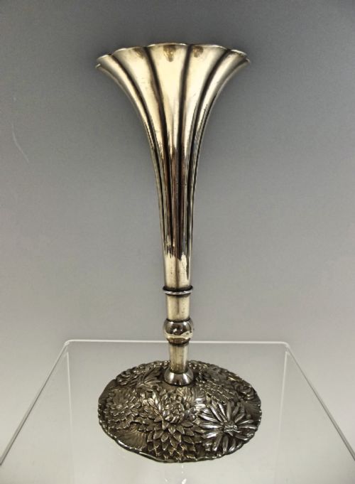 japanese meiji period pure silver chrysanthemum vase by konoike - CATEGORY: ANTIQUE VASES - DATED 1880