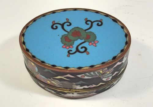 JAPANESE MEIJI PERIOD SILVER WIRE CLOISONNE ENAMEL BOX - ADDITIONAL PHOTO 3