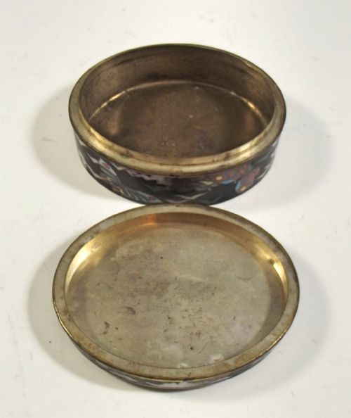JAPANESE MEIJI PERIOD SILVER WIRE CLOISONNE ENAMEL BOX - ADDITIONAL PHOTO 6