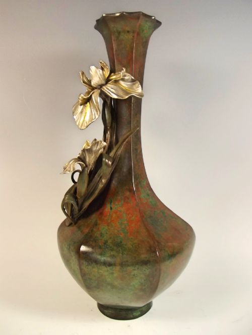JAPANESE MEIJI PERIOD BRONZE IRIS VASE - ADDITIONAL PHOTO 2