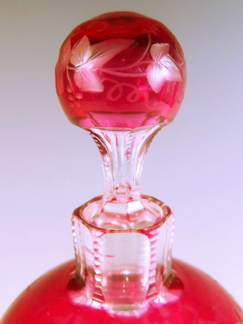 STEVENS AND WILLIAMS CRANBERRY GLASS SCENT BOTTLE - ADDITIONAL PHOTO 3