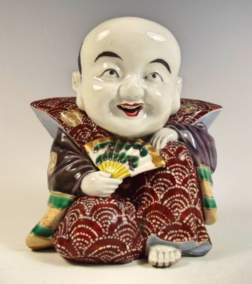 japanese meiji period kutani porcelain man with fan - CATEGORY: ANTIQUE CERAMICS - DATED 1890