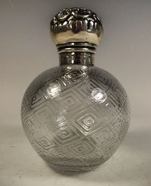 stourbridge diamond air trap glass silver topped scent bottle - CATEGORY: ANTIQUE SILVER - DATED 1900