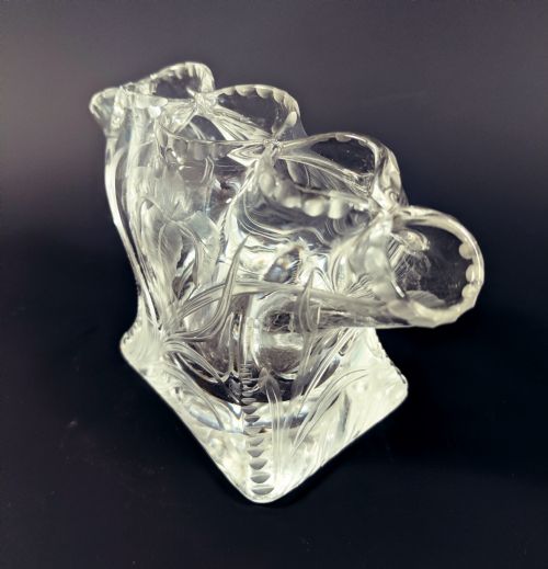 STEVENS AND WILLIAMS INTAGLIO CUT GLASS IRIS VASE - ADDITIONAL PHOTO 2
