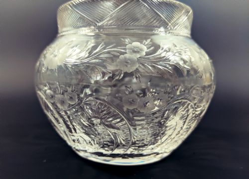 STEVENS AND WILLIAMS INTAGLIO CUT ROCOCO GLASS POSY BOWL - ADDITIONAL PHOTO 1
