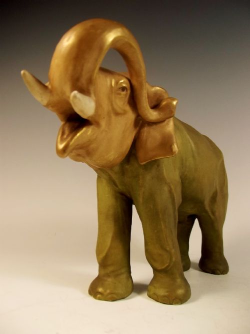 PAIR OF ROYAL DUX PORCELAIN ELEPHANTS - ADDITIONAL PHOTO 2