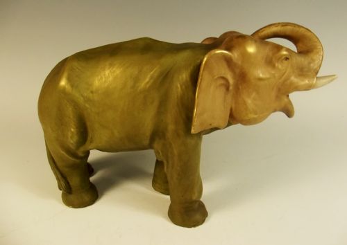 PAIR OF ROYAL DUX PORCELAIN ELEPHANTS - ADDITIONAL PHOTO 4