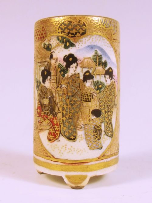 JAPANESE MEIJI PERIOD MINIATURE SATSUMA BRUSH POT - ADDITIONAL PHOTO 1
