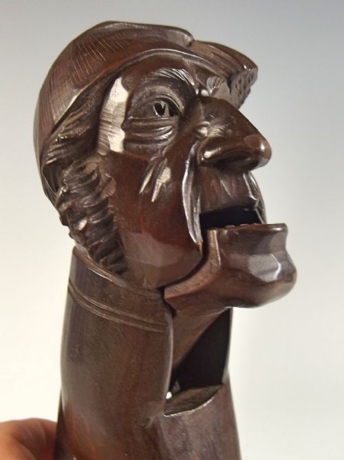 19TH C BLACK FOREST CARVED WOOD NUT CRACKER SCROOGE - ADDITIONAL PHOTO 5