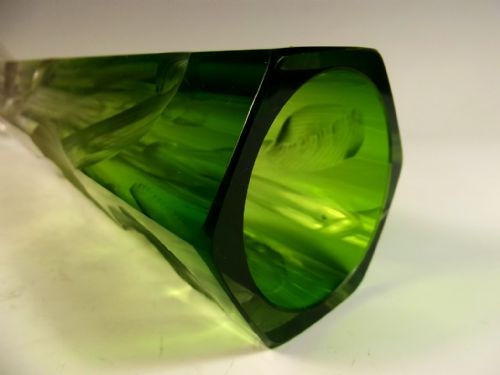 LARGE MOSER GREEN TINT TO CLEAR INTAGLIO CUT GLASS IRIS VASE - ADDITIONAL PHOTO 2