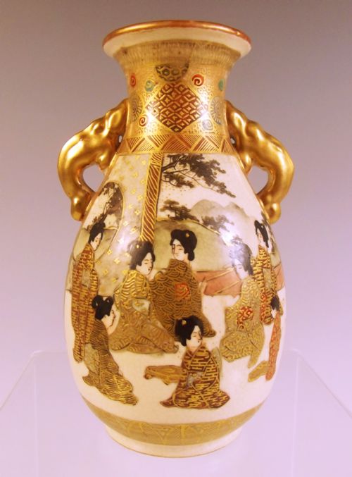JAPANESE MEIJI PERIOD SATSUMA VASE WITH HANDLES - ADDITIONAL PHOTO 3