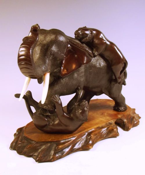 JAPANESE MEIJI PERIOD BRONZE ELEPHANT AND TIGER GROUP ON STAND - ADDITIONAL PHOTO 1