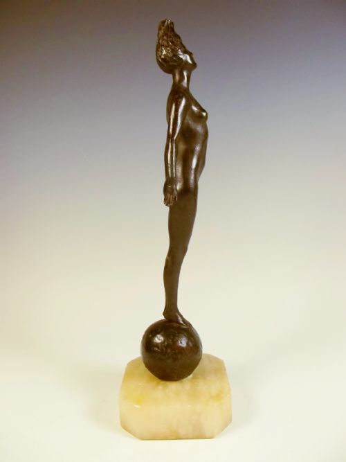ART NOUVEAU BRONZE OF NUDE GIRL ON BALL - ADDITIONAL PHOTO 2