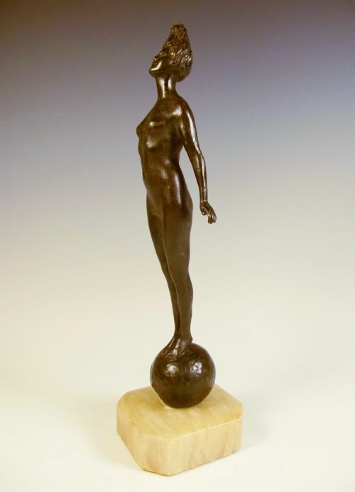 ART NOUVEAU BRONZE OF NUDE GIRL ON BALL - ADDITIONAL PHOTO 3