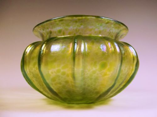 BOHEMIAN LOETZ GREEN PAPILLON RIBBED BOWL - ADDITIONAL PHOTO 1