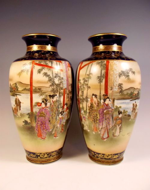 large pair japanese meiji period satsuma vases by hozan - CATEGORY: ANTIQUE VASES - DATED 1890