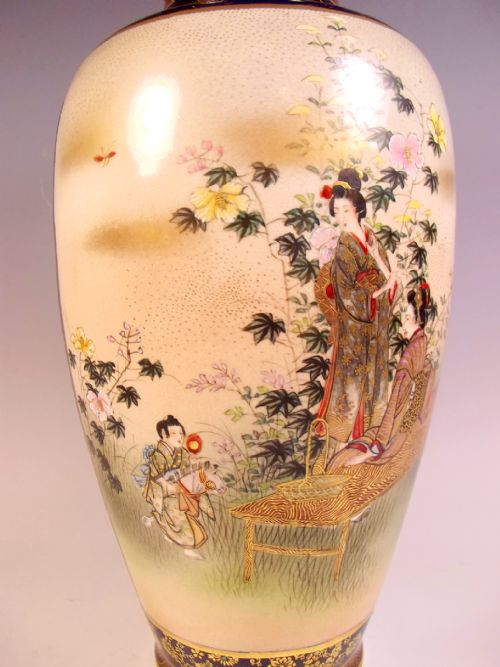 LARGE PAIR JAPANESE MEIJI PERIOD SATSUMA VASES BY HOZAN - ADDITIONAL PHOTO 7