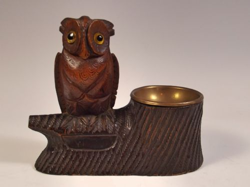 19TH C BLACK FOREST CARVED WOOD OWL MATCH STRIKER - ADDITIONAL PHOTO 1