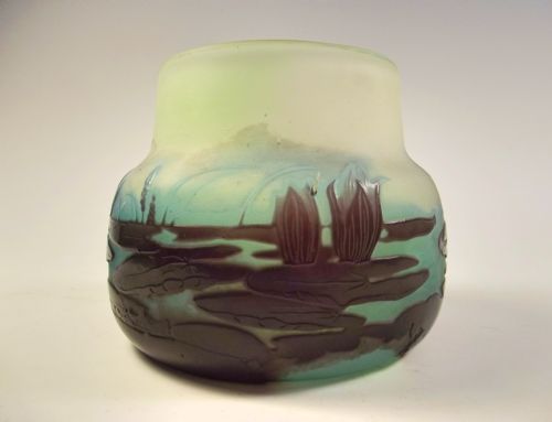 emile galle three colour aquatic cameo glass vase - CATEGORY: ANTIQUE GLASS - DATED 1900