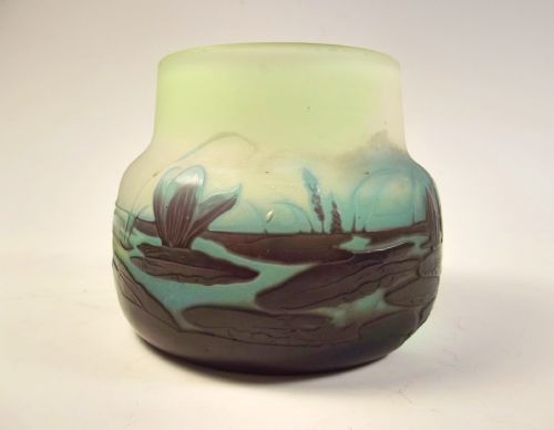 EMILE GALLE THREE COLOUR AQUATIC CAMEO GLASS VASE - ADDITIONAL PHOTO 3