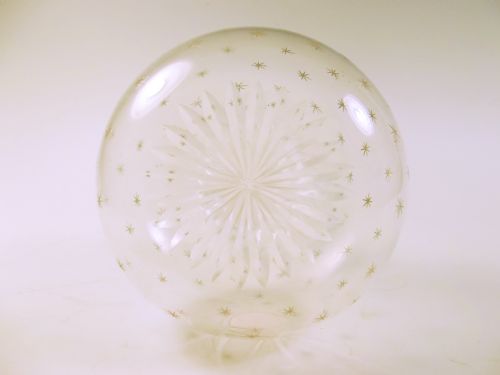 19TH CENTURY GLOBE AND SHAFT STAR CUT DECANTER - ADDITIONAL PHOTO 3