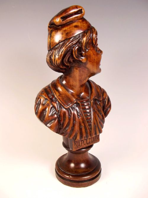 WALNUT BUST OF A NEAPOLITAN GENTLEMAN BY VICTOR AIMONE - ADDITIONAL PHOTO 6