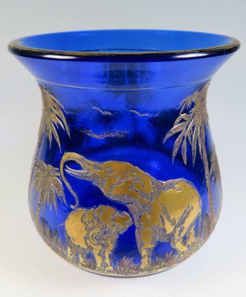 MOSER KARLSBAD GILT CAMEO ELEPHANT VASE ANIMOR SERIES - ADDITIONAL PHOTO 2