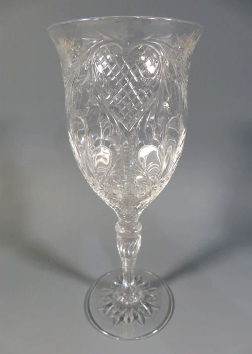 STEVENS AND WILLIAMS ROCK CUT WINE GLASS - ADDITIONAL PHOTO 3