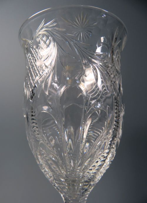 STEVENS AND WILLIAMS ROCK CUT WINE GLASS - ADDITIONAL PHOTO 8