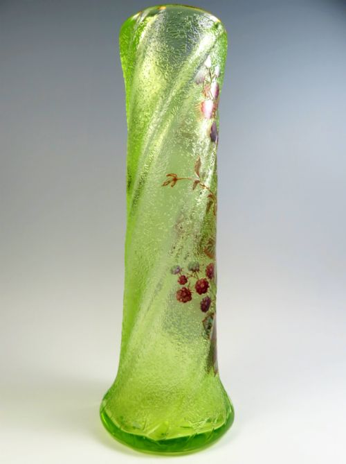 FRENCH FIRST PERIOD CAMEO URANIUM GLASS VASE BY EMILE GALLE - ADDITIONAL PHOTO 3