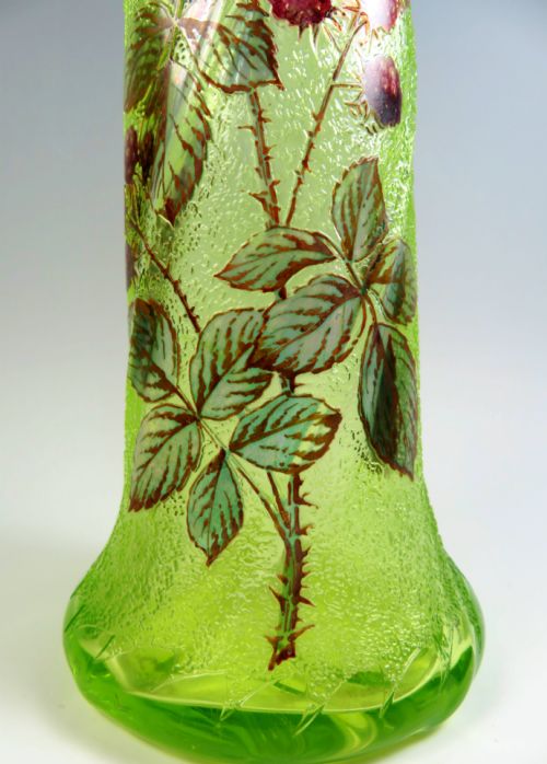 FRENCH FIRST PERIOD CAMEO URANIUM GLASS VASE BY EMILE GALLE - ADDITIONAL PHOTO 5