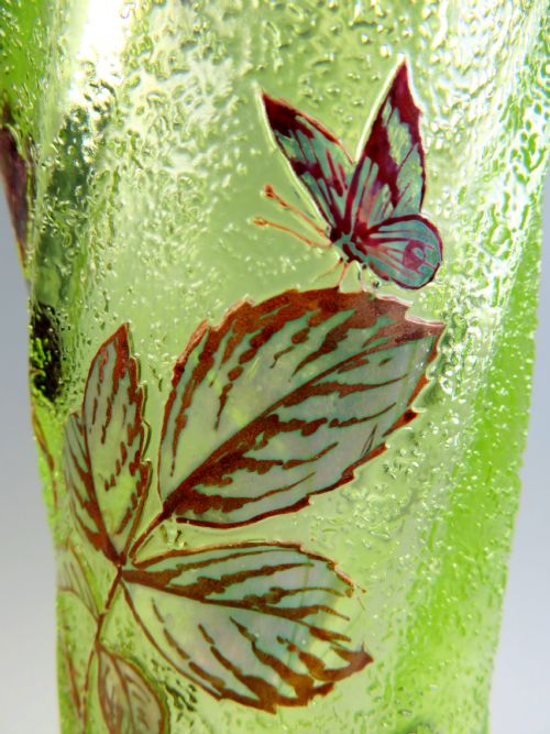 FRENCH FIRST PERIOD CAMEO URANIUM GLASS VASE BY EMILE GALLE - ADDITIONAL PHOTO 7