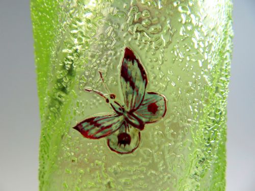 FRENCH FIRST PERIOD CAMEO URANIUM GLASS VASE BY EMILE GALLE - ADDITIONAL PHOTO 9