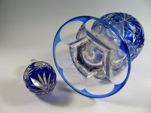 VAL SAINT LAMBERT BLUE FLASHED INTAGLIO CUT GLASS DECANTER - ADDITIONAL PHOTO 6