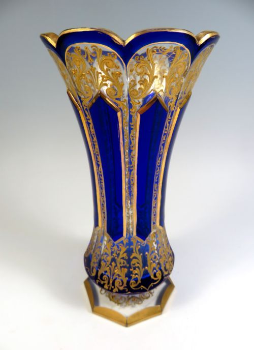 BOHEMIAN BLUE FLASHED CUT GLASS VASE - ADDITIONAL PHOTO 2