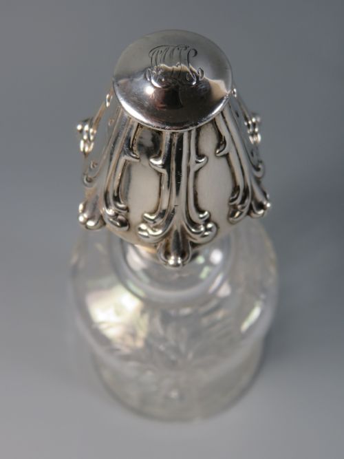 STEVENS AND WILLIAMS CUT GLASS DECANTER TIFFANY CO SILVER MOUNTS - ADDITIONAL PHOTO 3