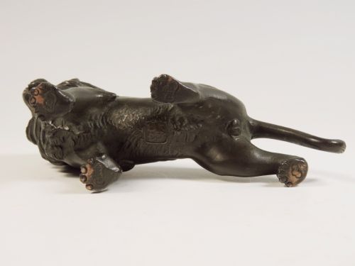 JAPANESE MEIJI PERIOD BRONZE OKIMONO OF A LION BY SEIYA - ADDITIONAL PHOTO 2