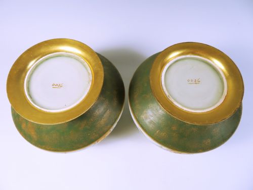 PAIR HARRACH GLASS BRASS MOUNTED POT POURRI BOWLS - ADDITIONAL PHOTO 5