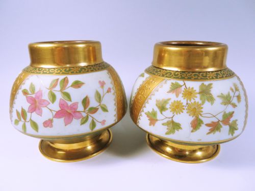 PAIR HARRACH GLASS BRASS MOUNTED POT POURRI BOWLS - ADDITIONAL PHOTO 6
