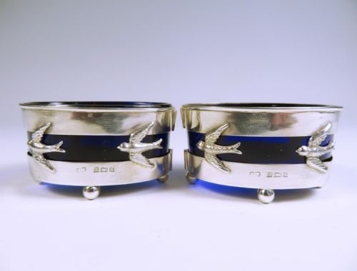 pair of english hallmarked silver glass lined salt cellars - CATEGORY: ANTIQUE SILVER - DATED 1900