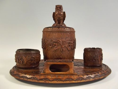 BLACK FOREST CARVED WOOD OWL SMOKERS STAND - ADDITIONAL PHOTO 1