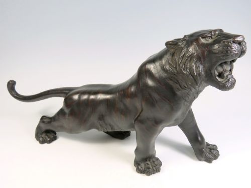 japanese meiji period bronze tiger by genryusai seiya - CATEGORY: ANTIQUE METAL - DATED 1890